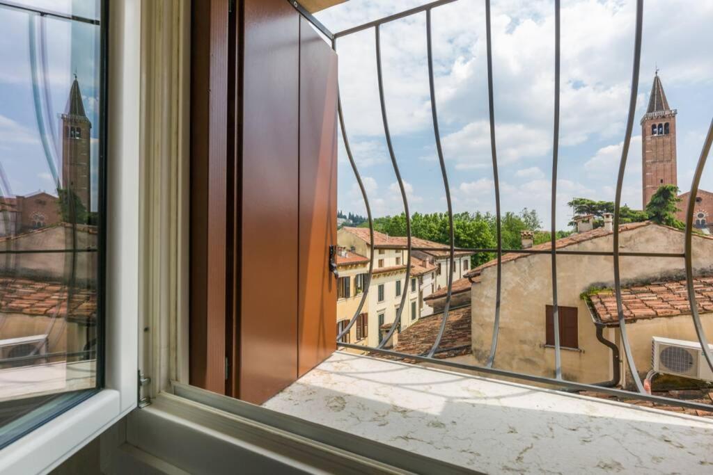 Апартаменти Luxury Design Apt With Amazing View Верона Екстер'єр фото