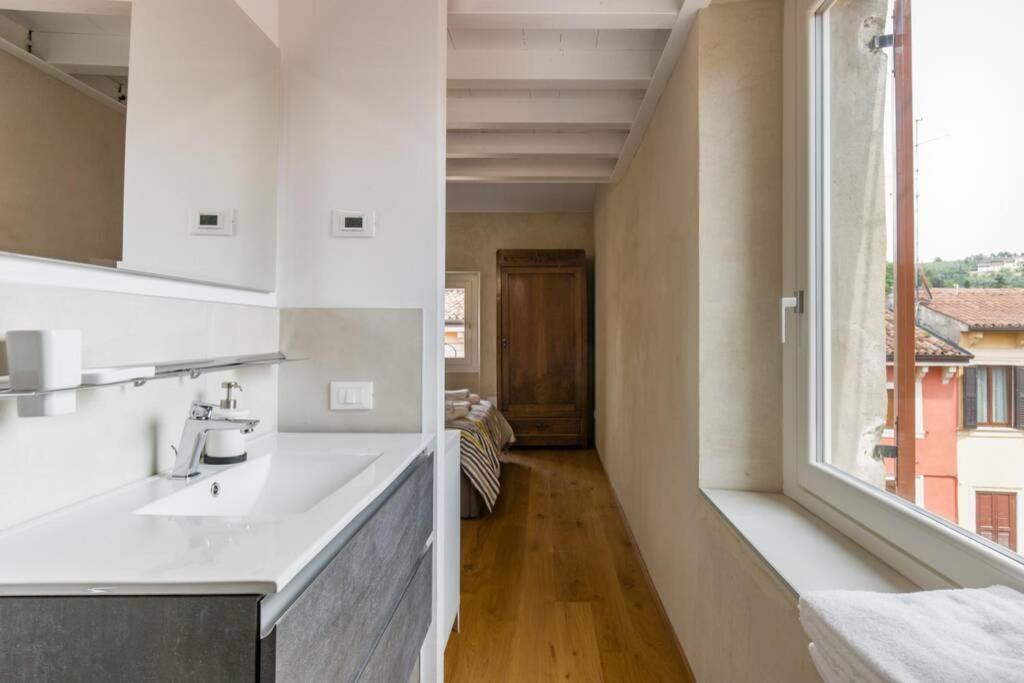 Апартаменти Luxury Design Apt With Amazing View Верона Екстер'єр фото